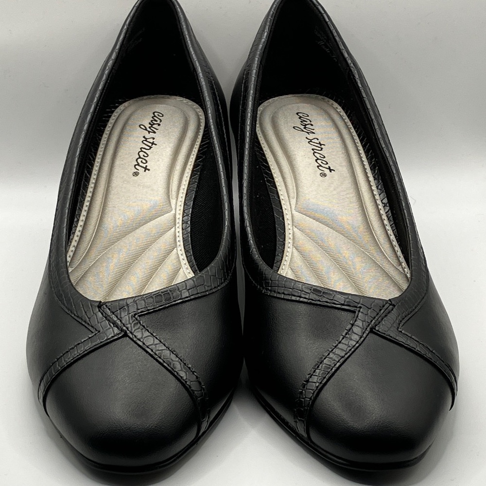 Easy Street Black Women's Flats